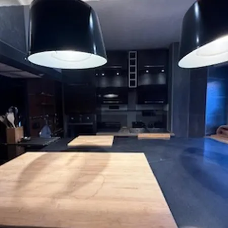 Loft En Duplex - Paris - La Defense- شقة *